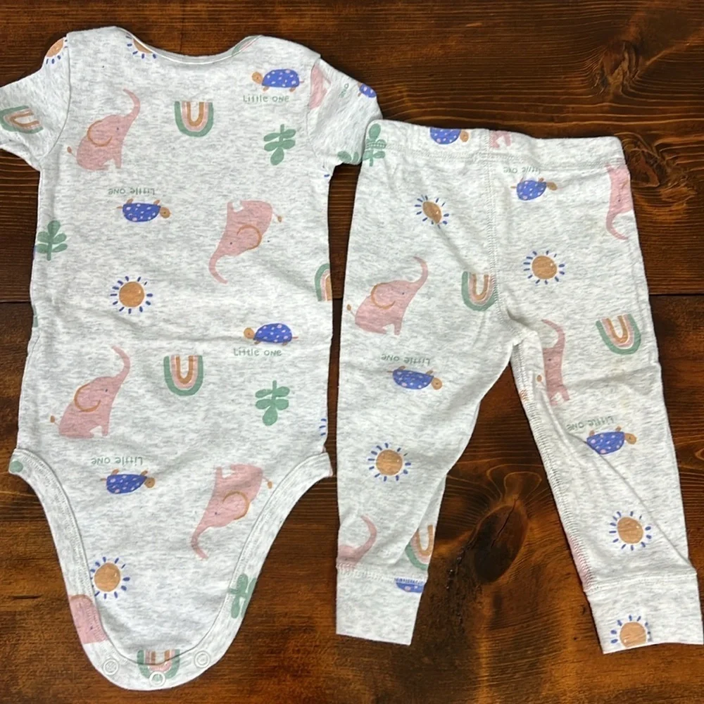 Baby Girl Outfit Bundle | 9 Month Size - Picture 5 of 13